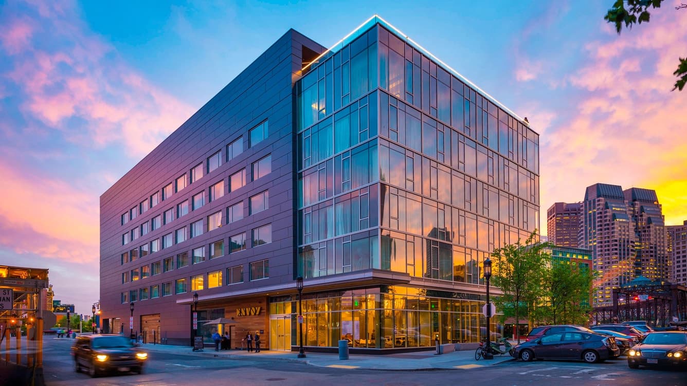 The Envoy Hotel, Autograph Collection