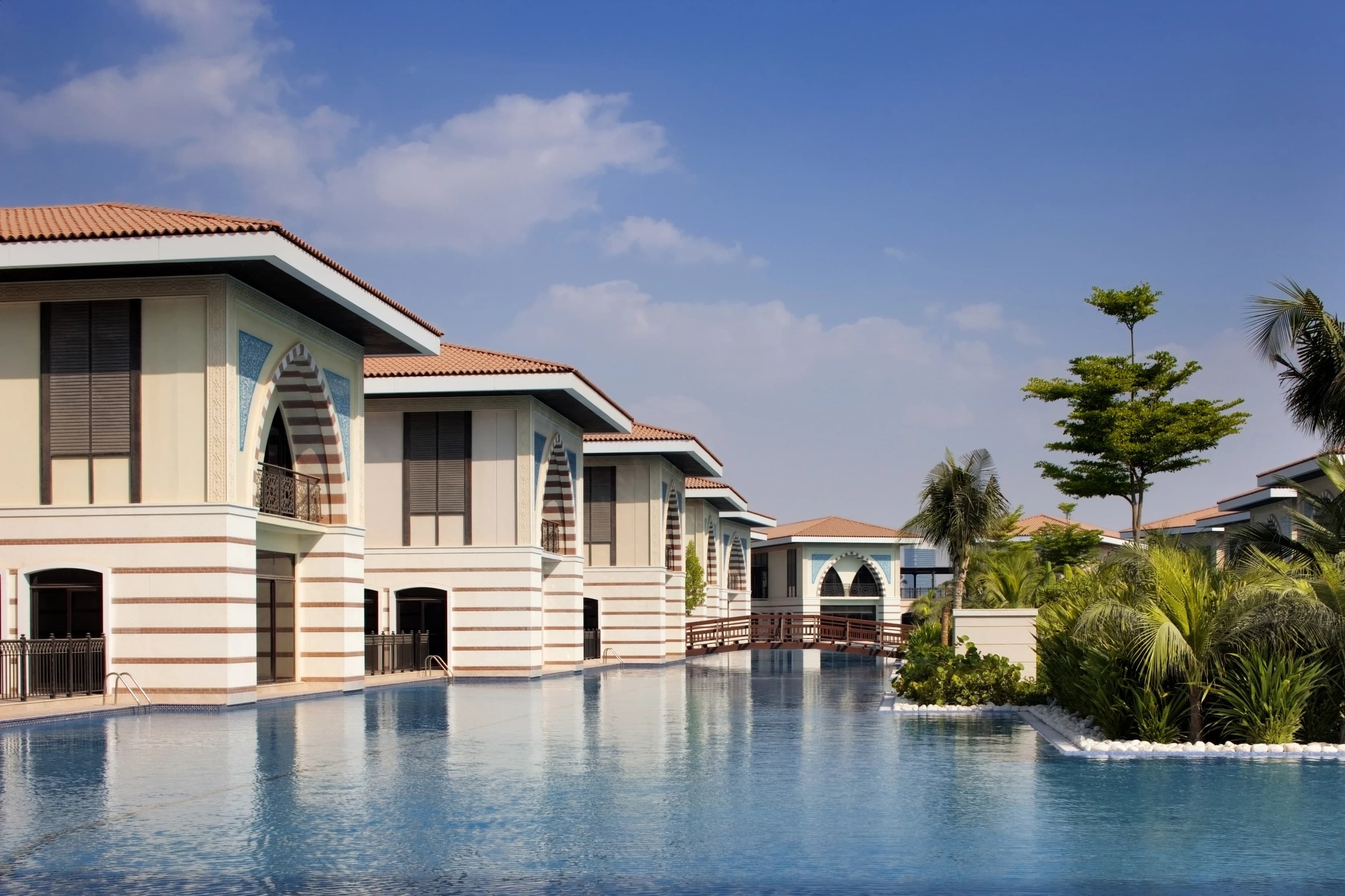 Deluxe Palm Room