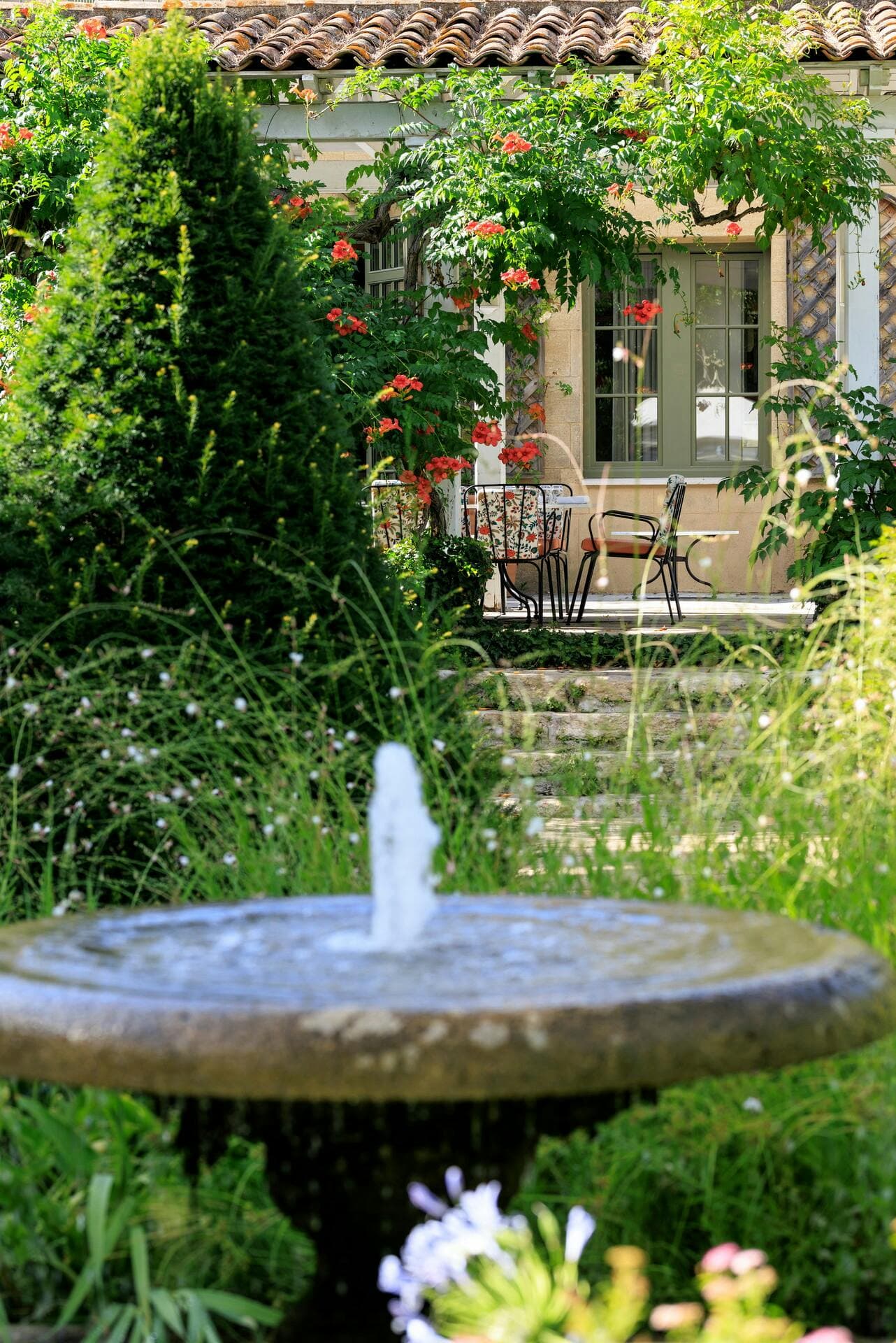 Deluxe Room – Garden Views