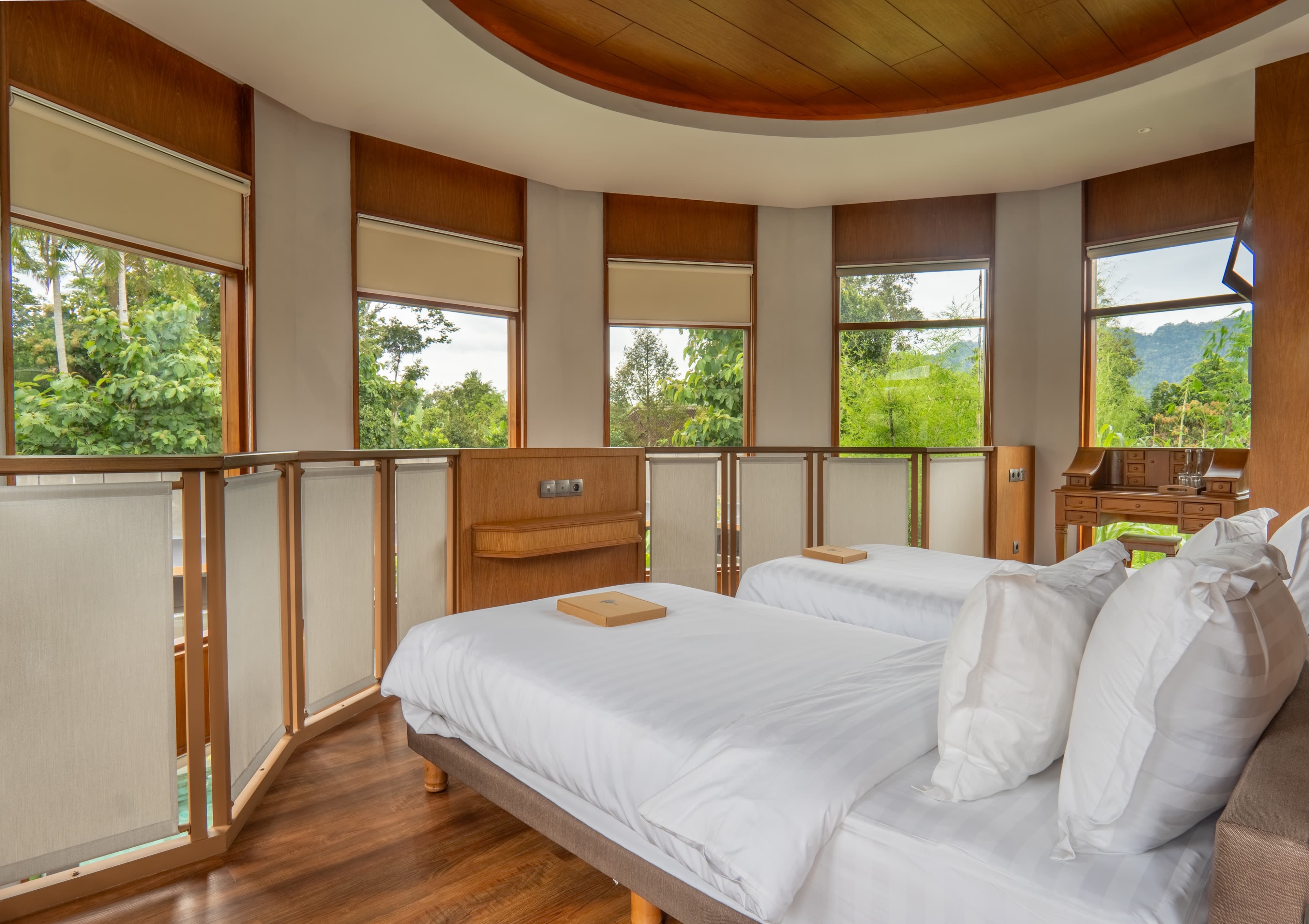 Mendut Stupa Villa Executive Jacuzzi Suite