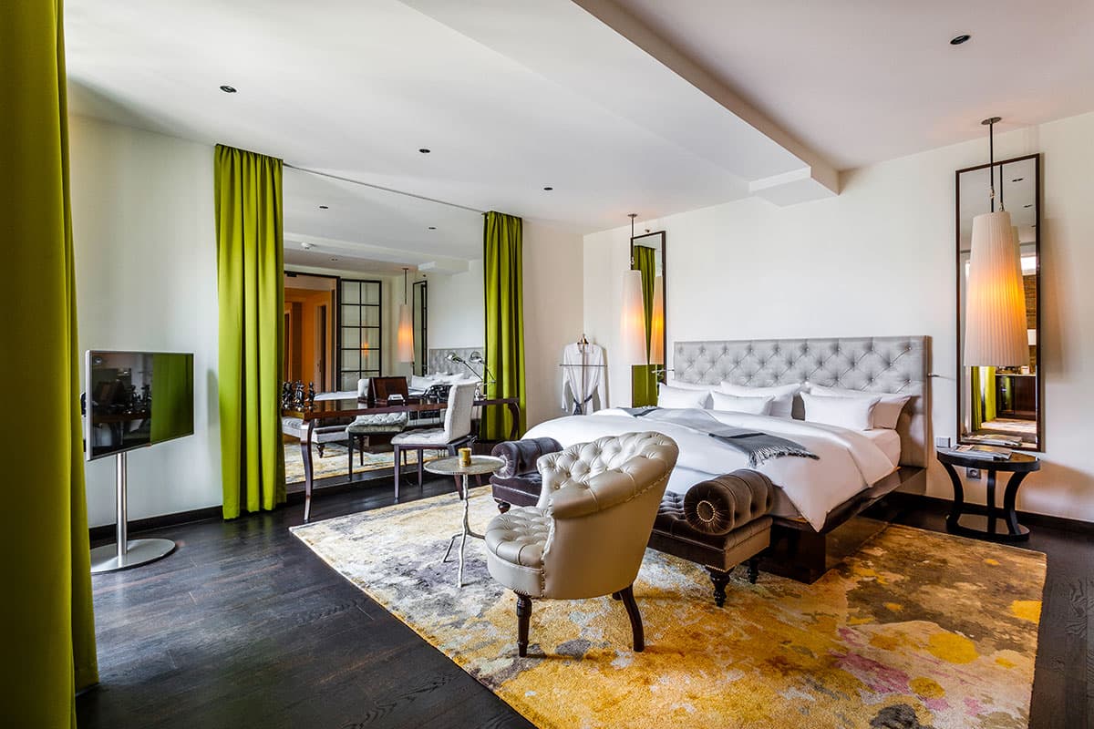 Grand Deluxe Room