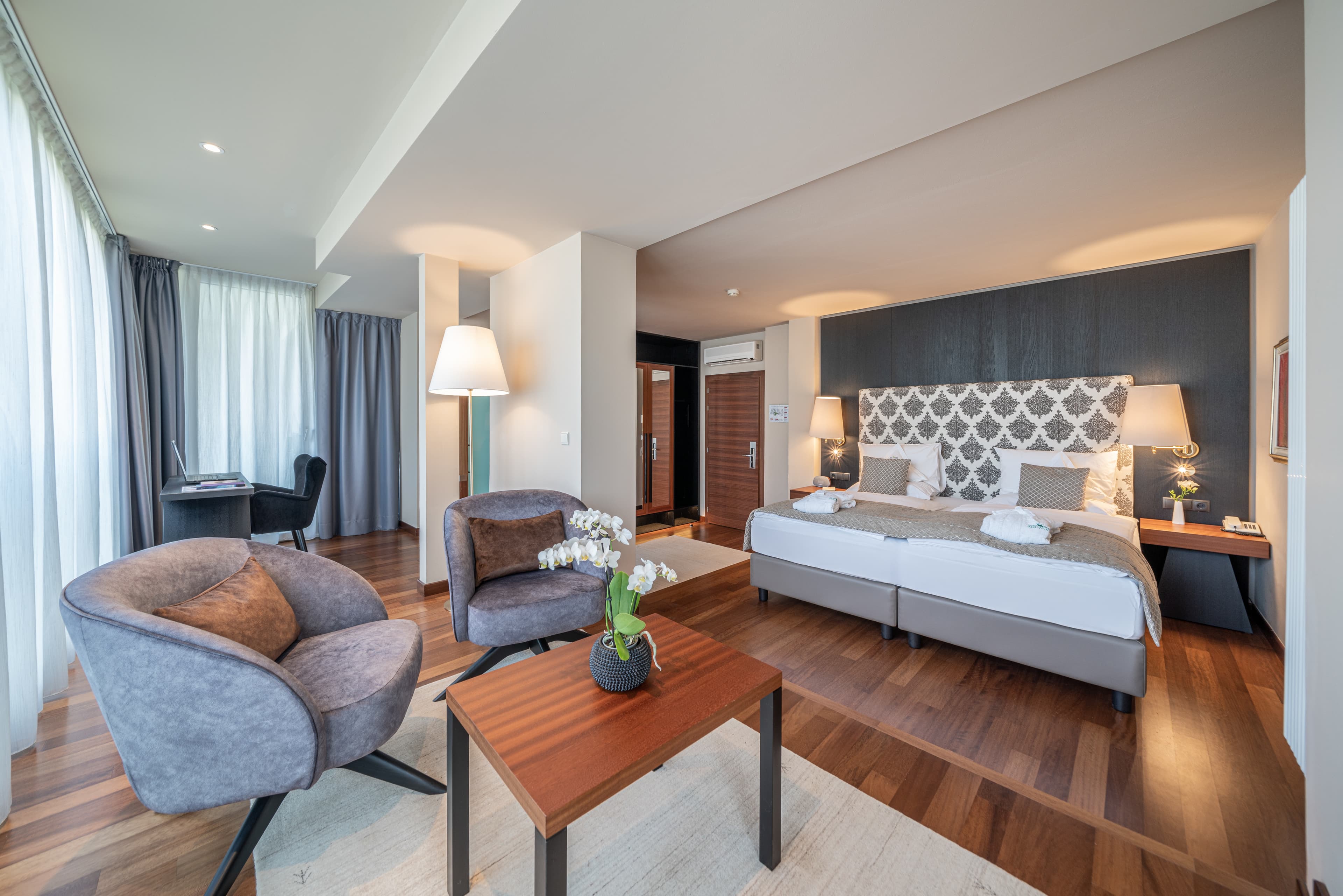 Penthouse Suite II - 311