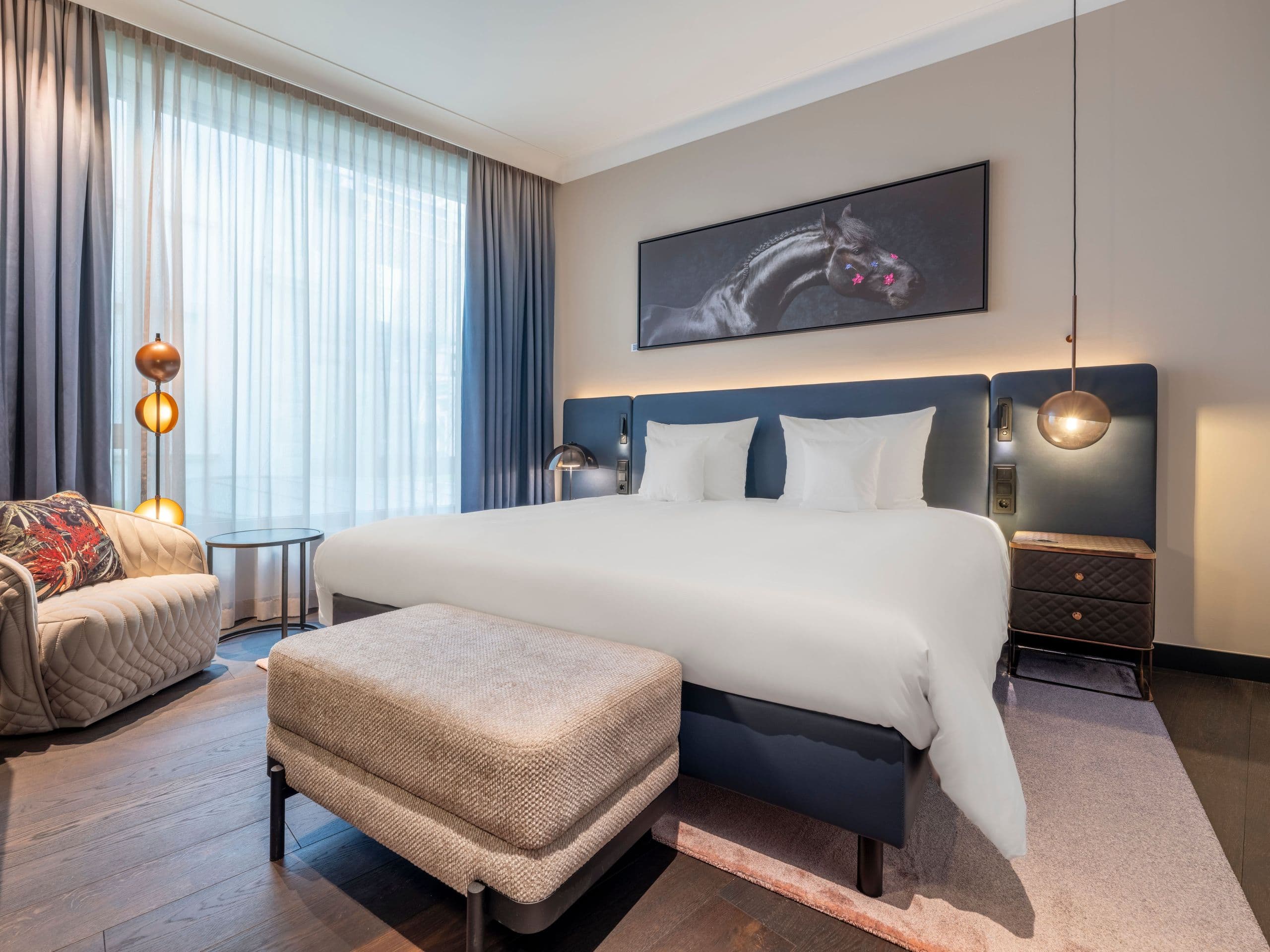 Deluxe Residence Suite