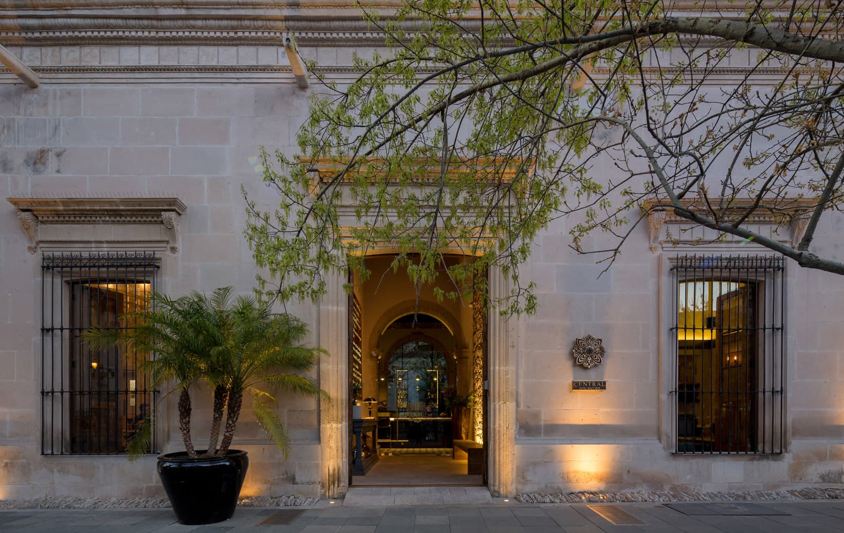 Central Hotel Boutique