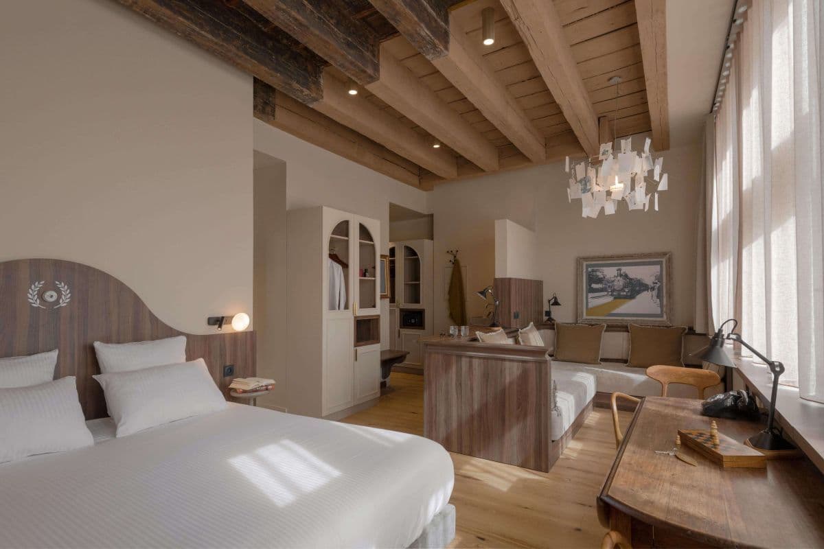 Classic Room