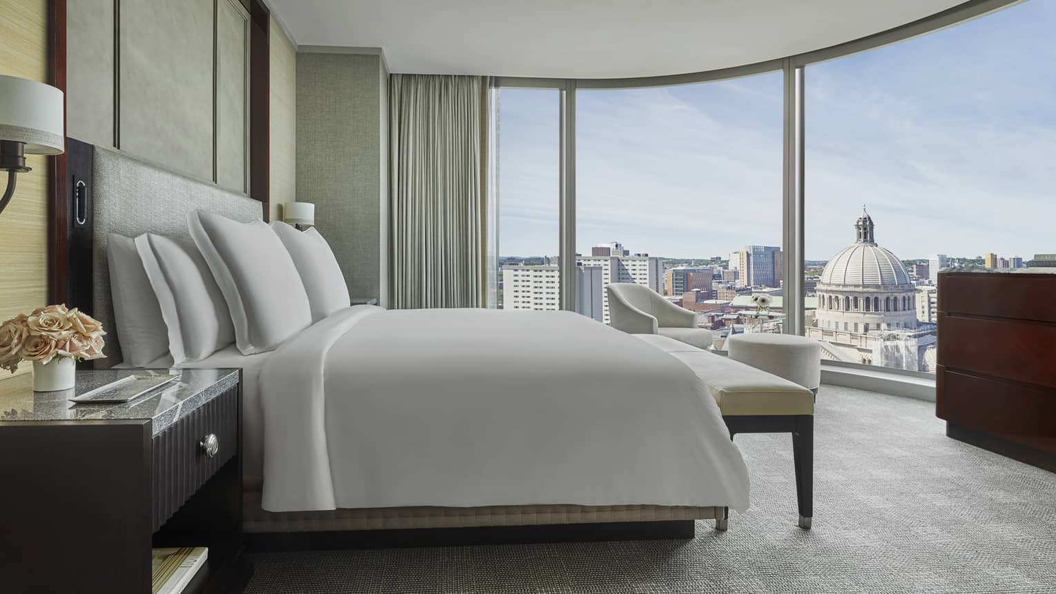 Four Seasons Hotel One Dalton Street, Boston