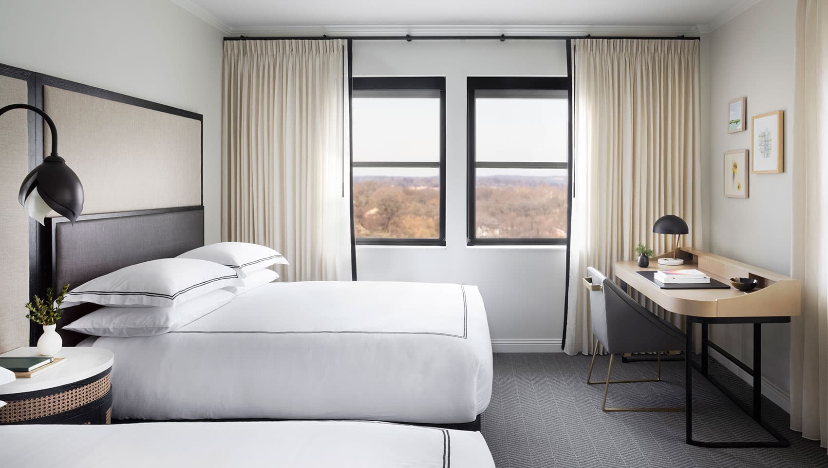 Midtown Premium King Suite