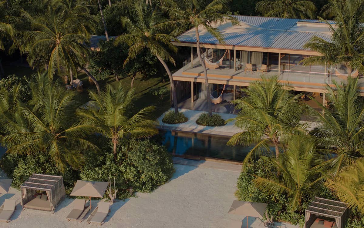 Patina Maldives, Fari Islands