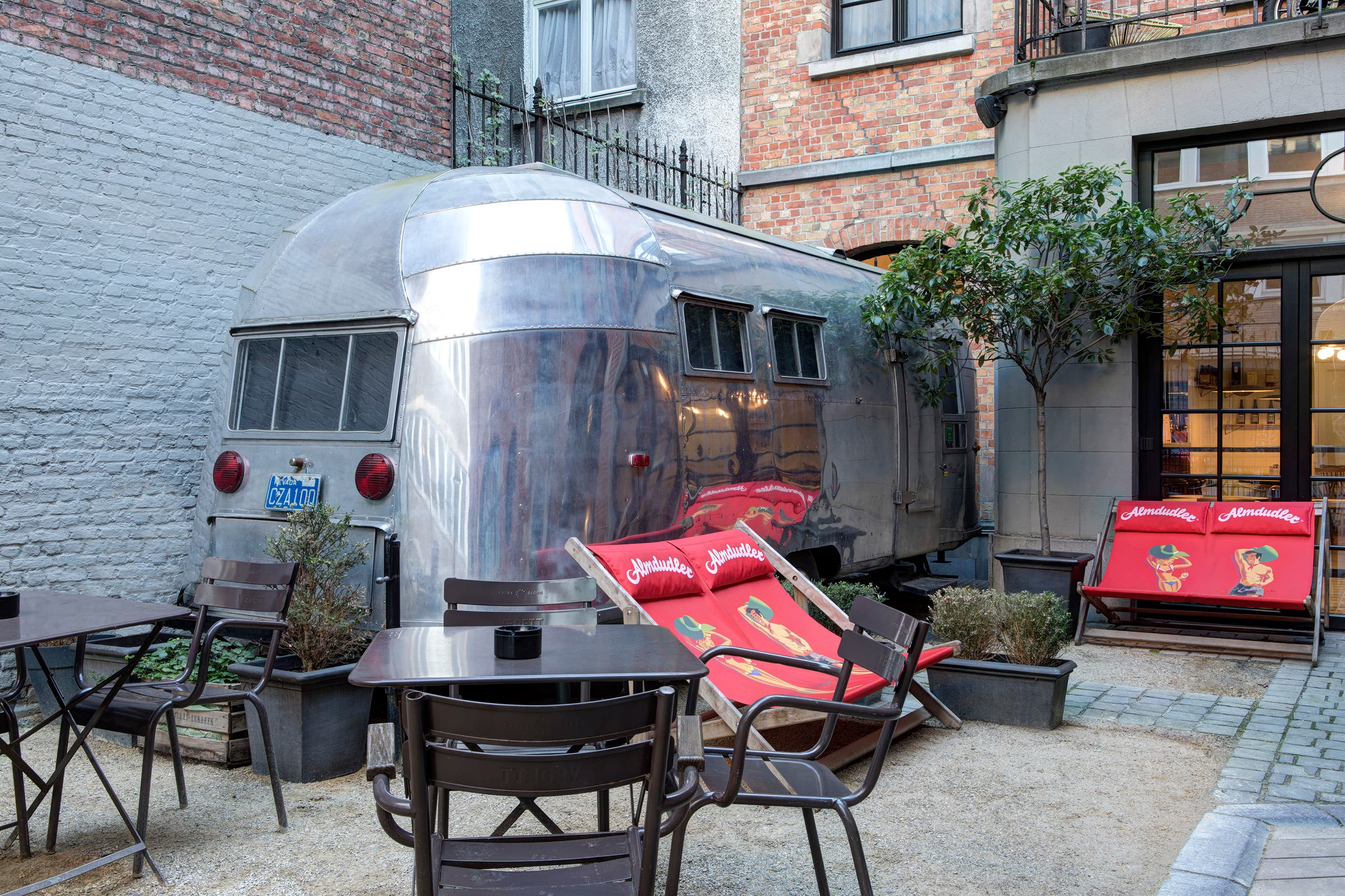 Caravan (Airstream Glamping Suite)