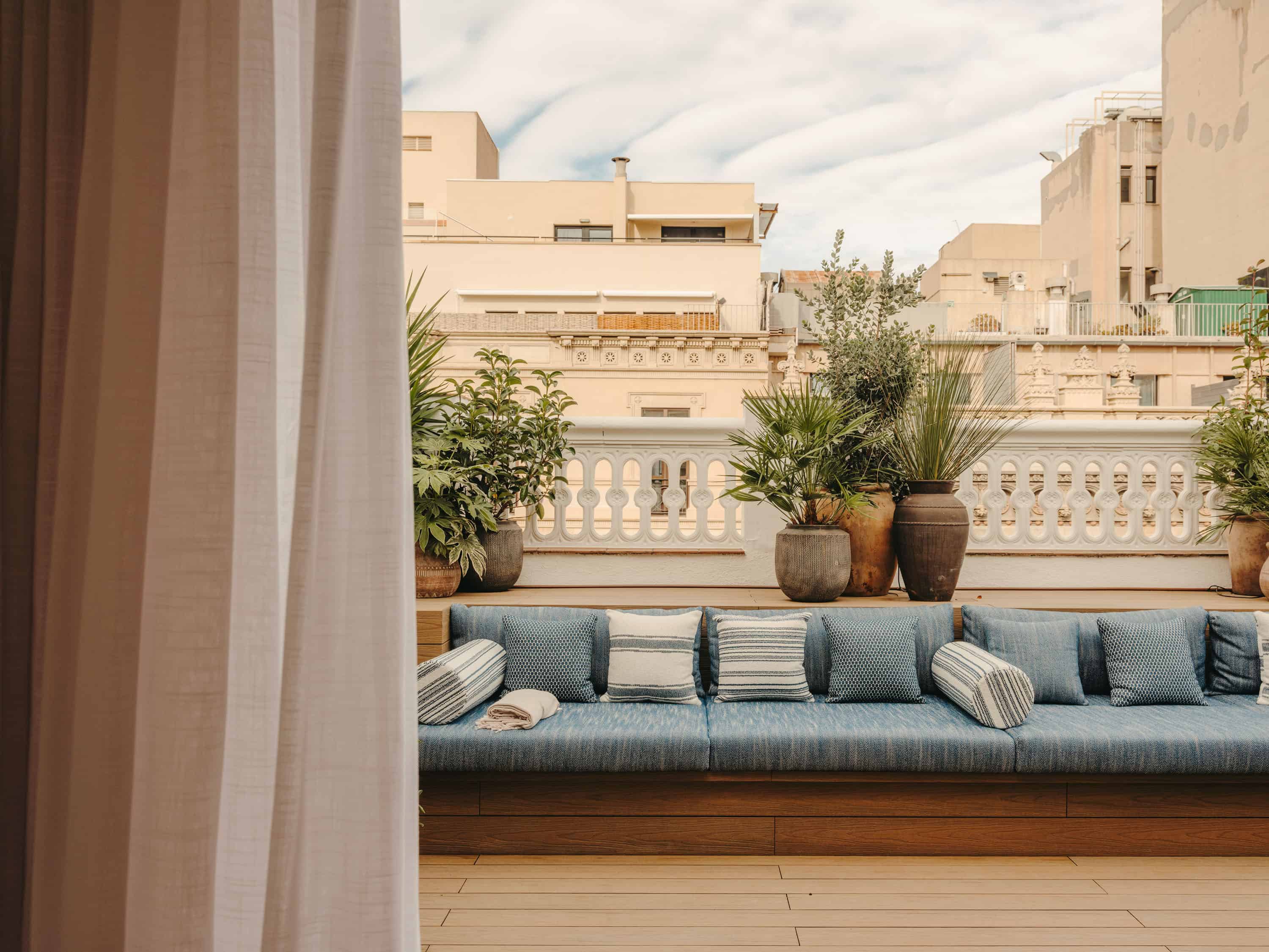 Interconnected Terrace