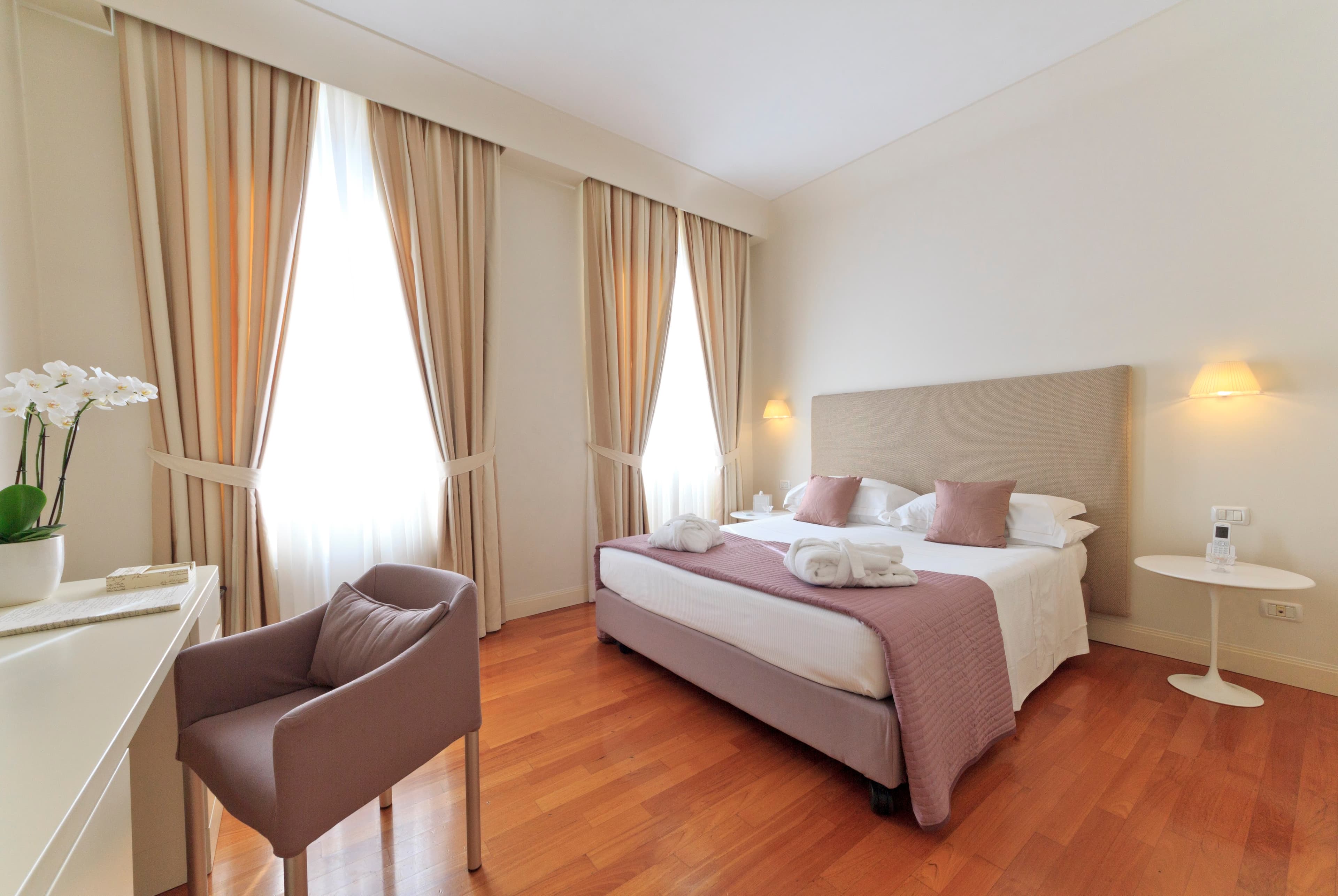 Suite with Balconies and View