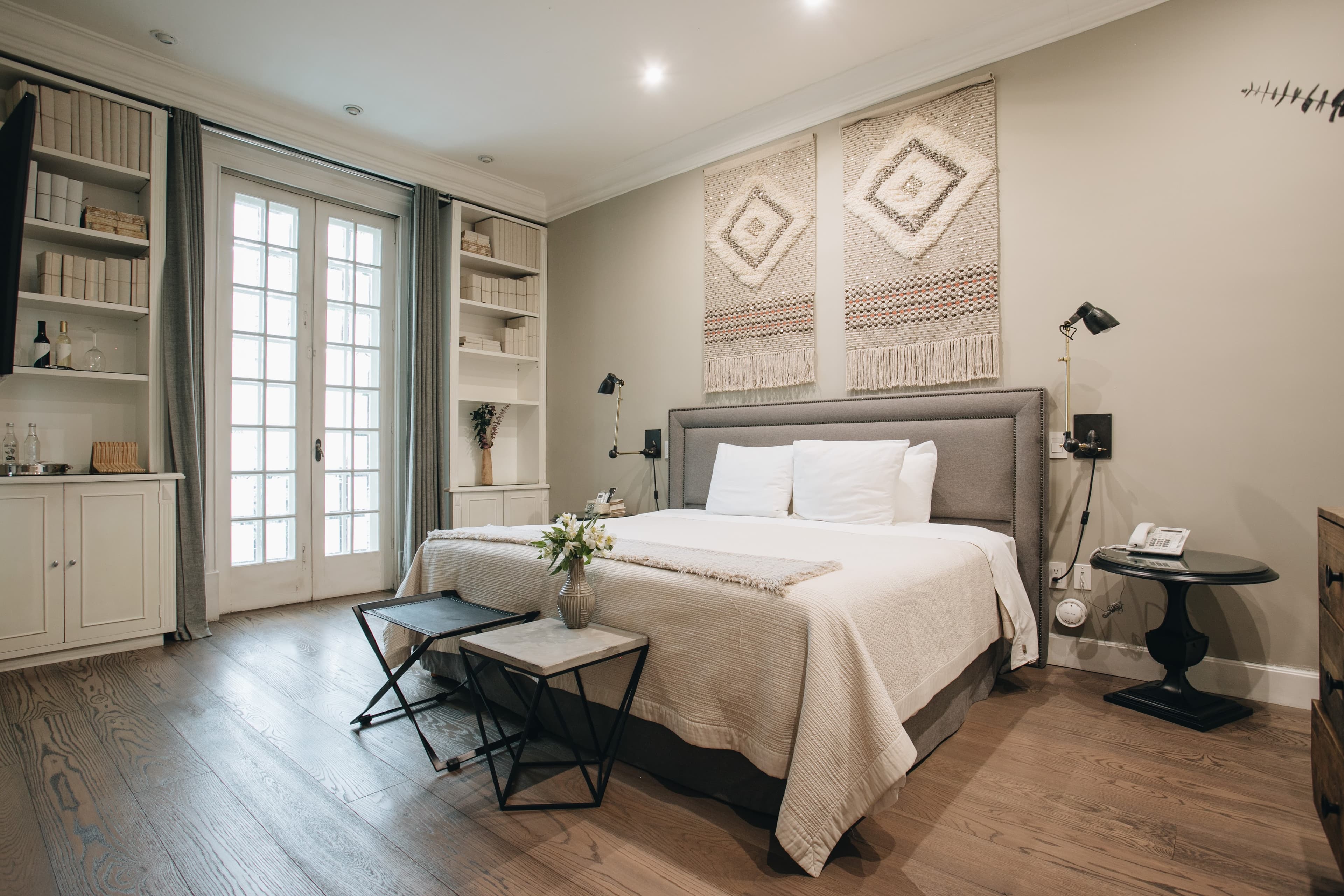 Nima Local House hotel