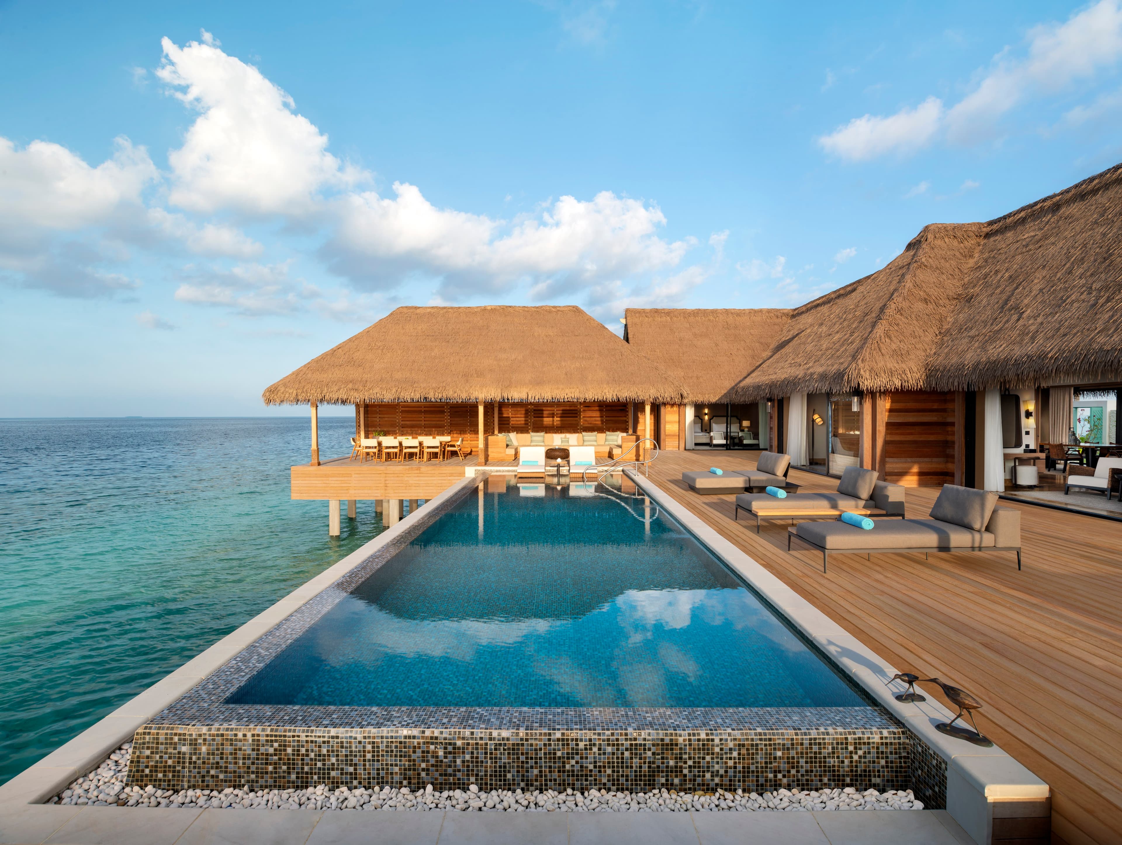Three Bedroom Grand Beach Villa with Pool