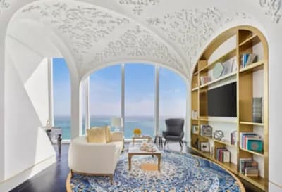 Crescent Suite