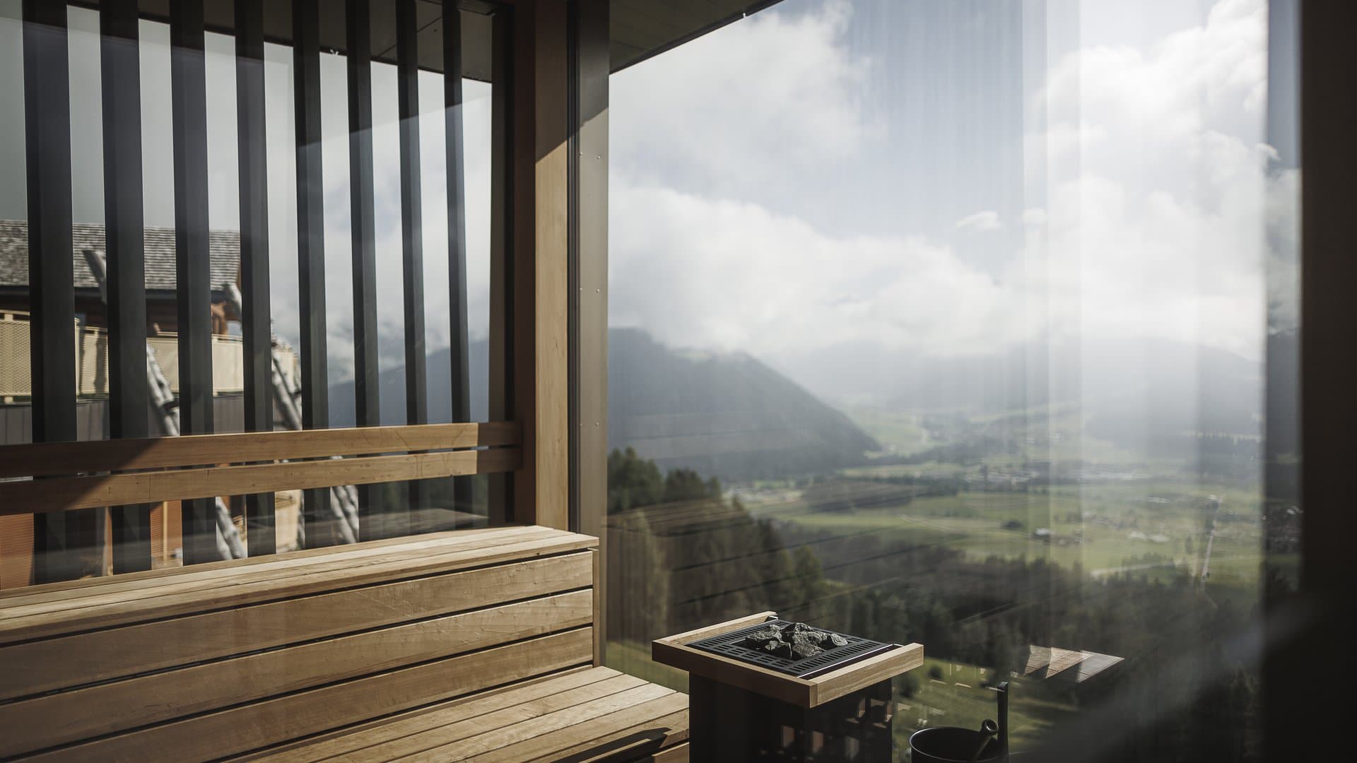 Dolomites Sauna Suite
