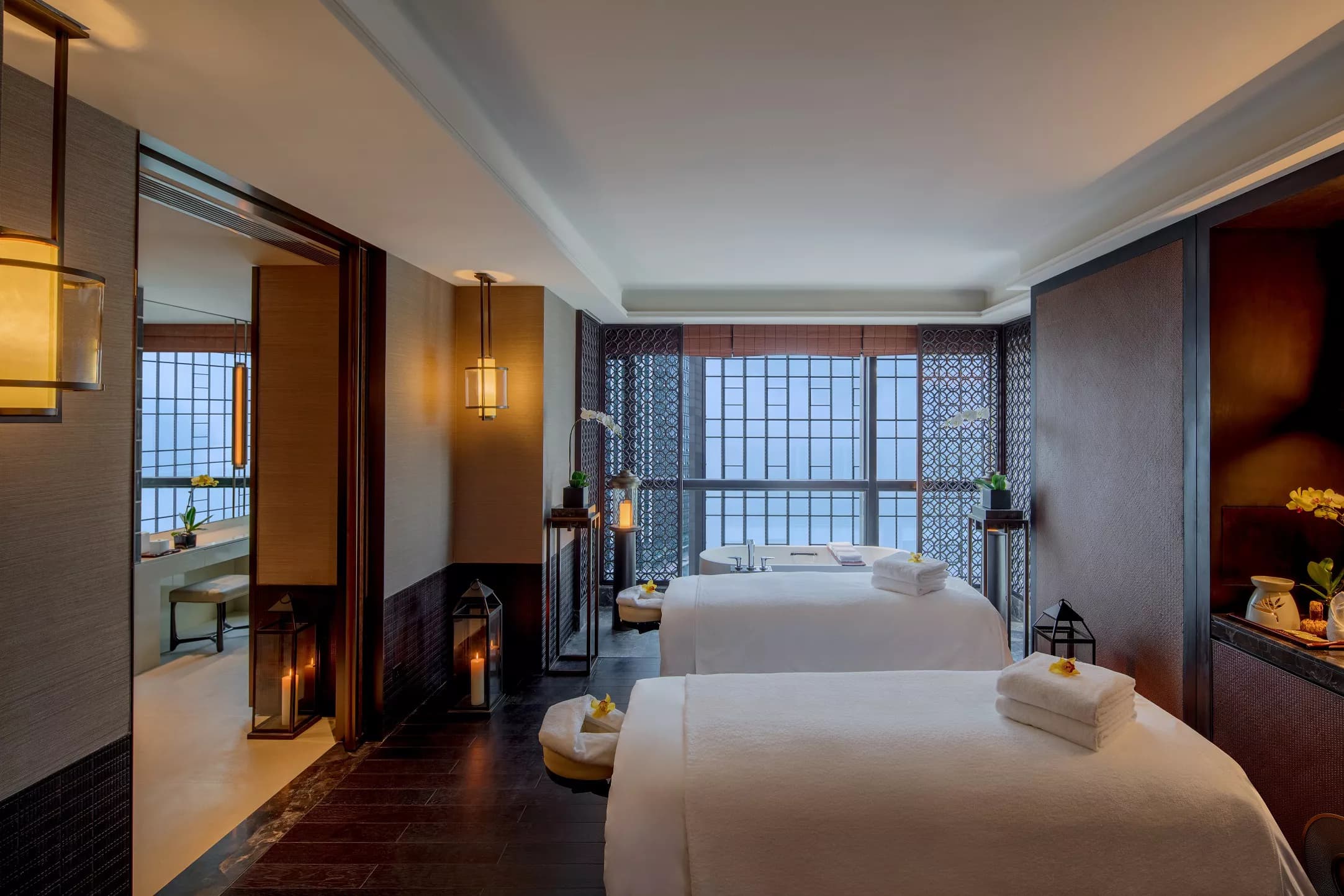 Regent Club Room