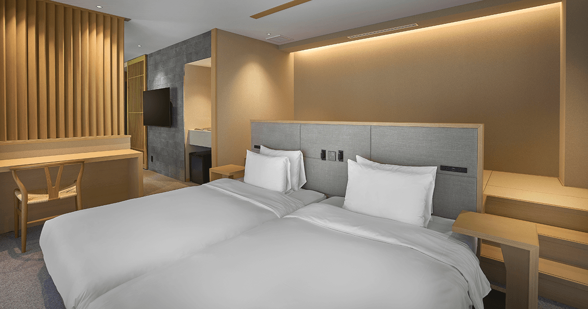 Deluxe River Twin Room