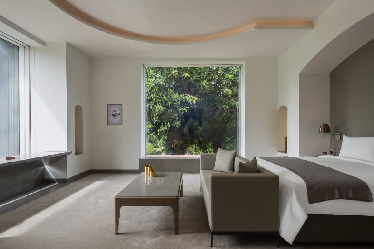 Luxury Suite