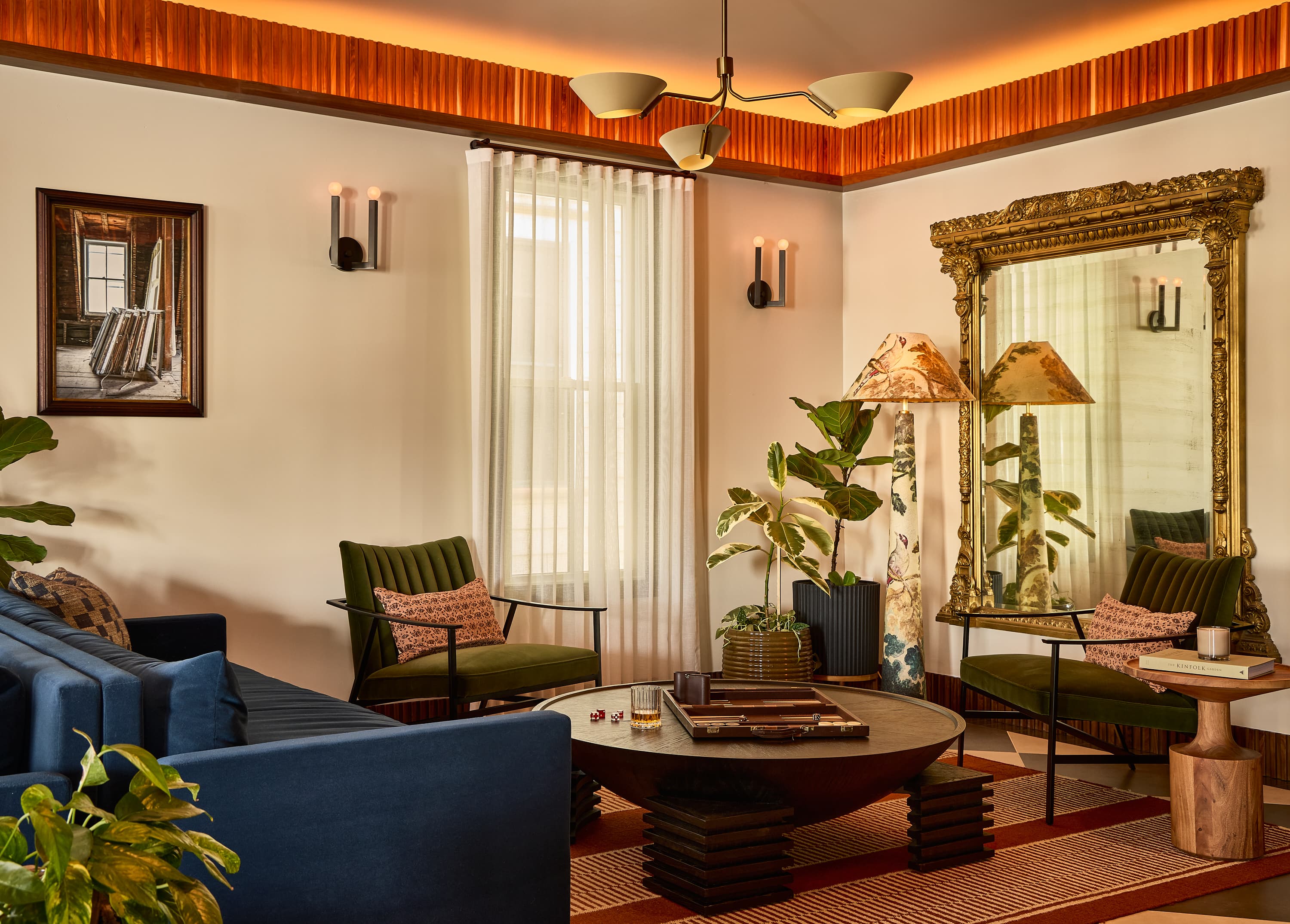 Julian Suite