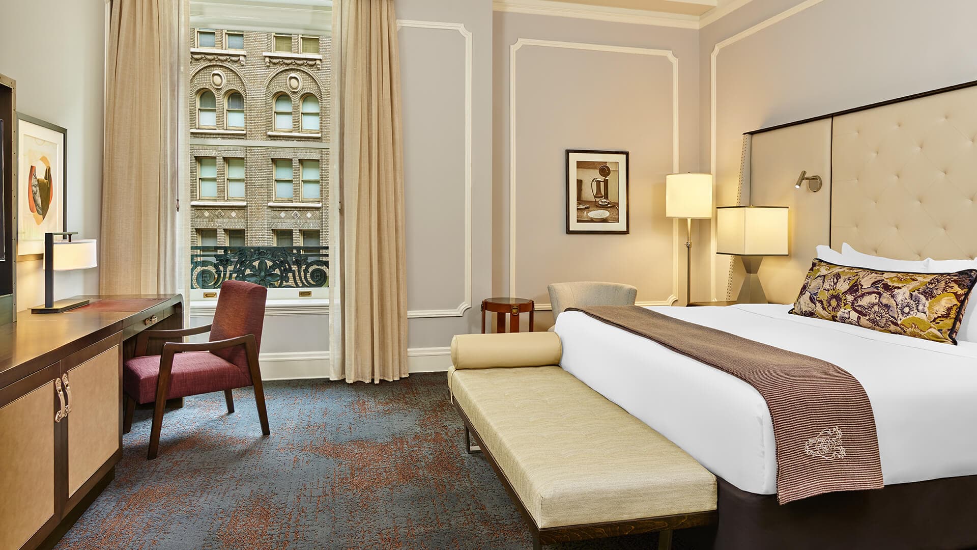 Deluxe Suite