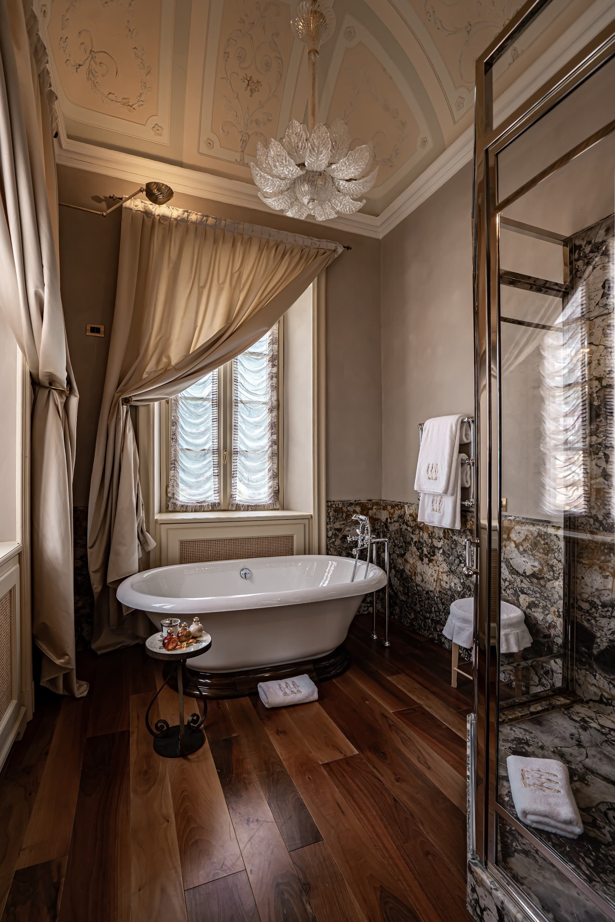 Junior Suite in the Villa with Lake View