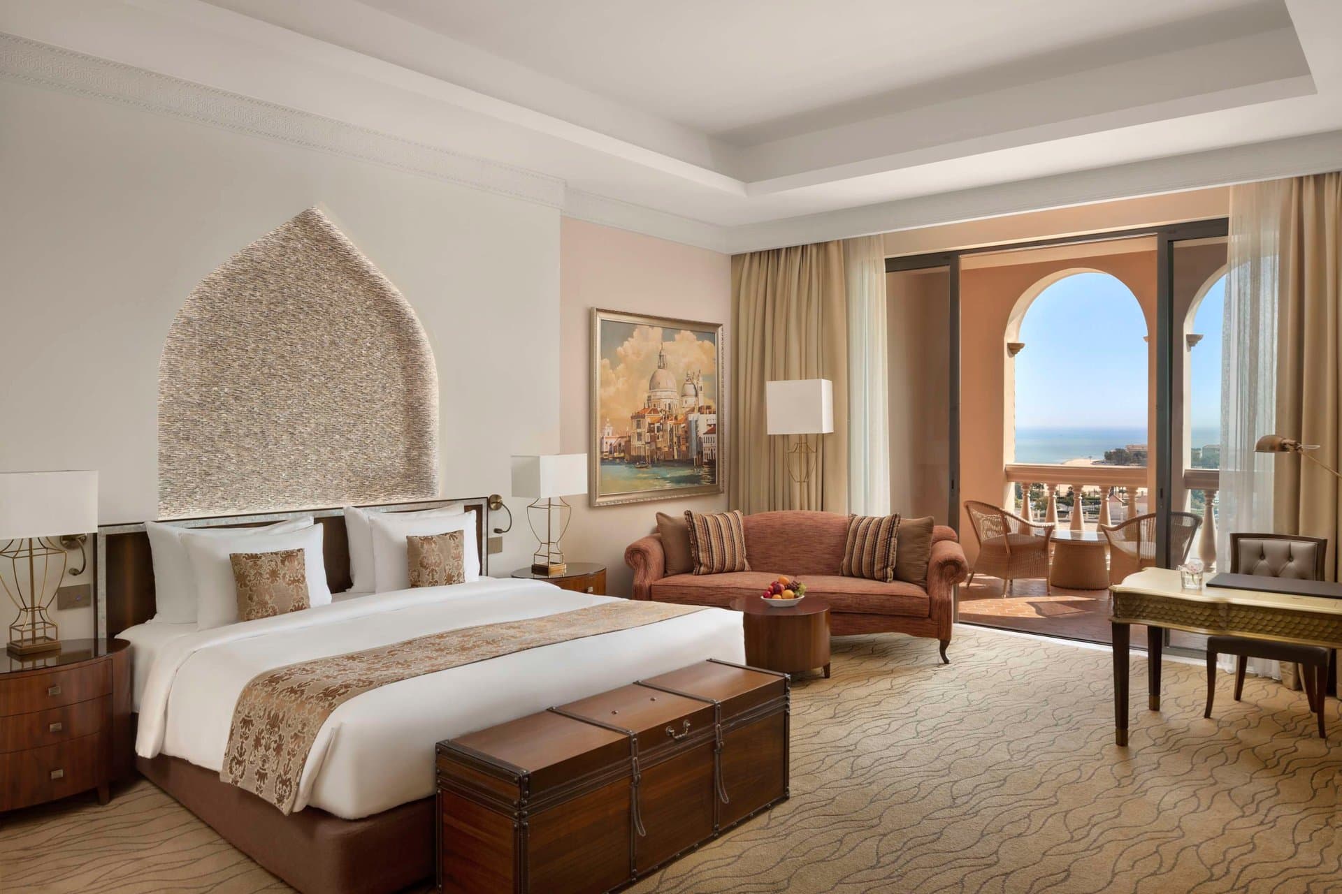 Grand Deluxe Suite