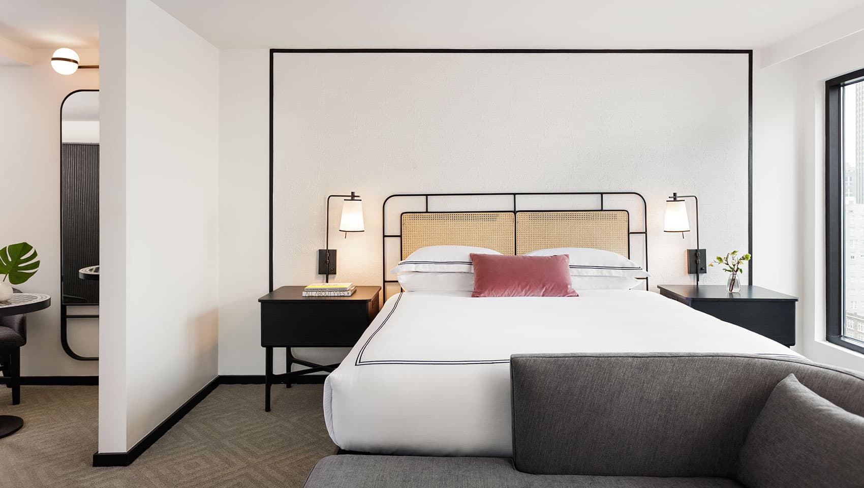 2 Queen Studio Suite Historic