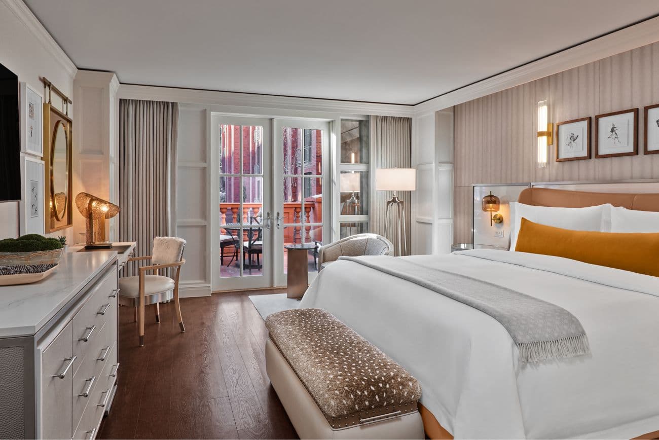 Deluxe King Room