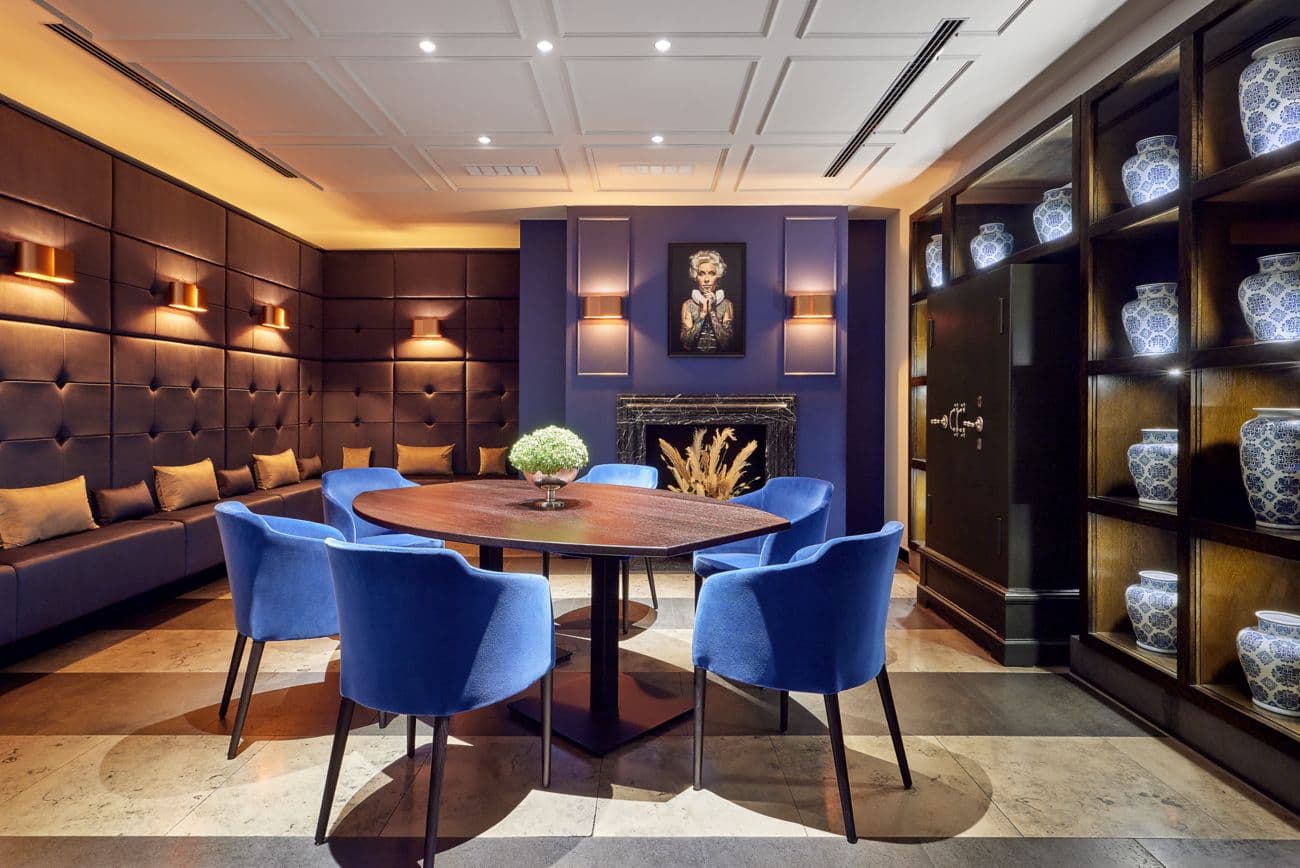 Luc King Suite