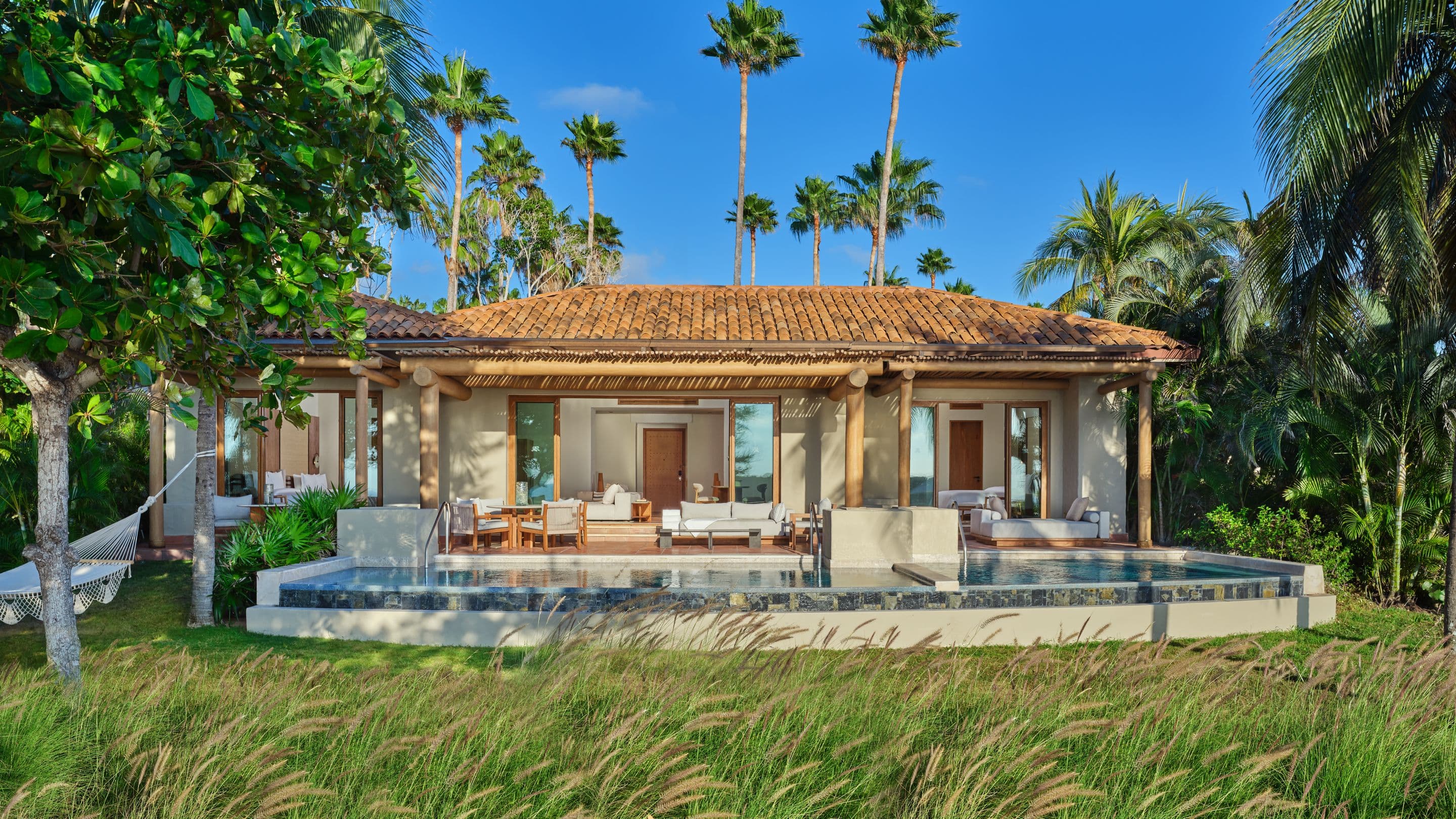 AVA Beachfront Villa (2 Bedroom)