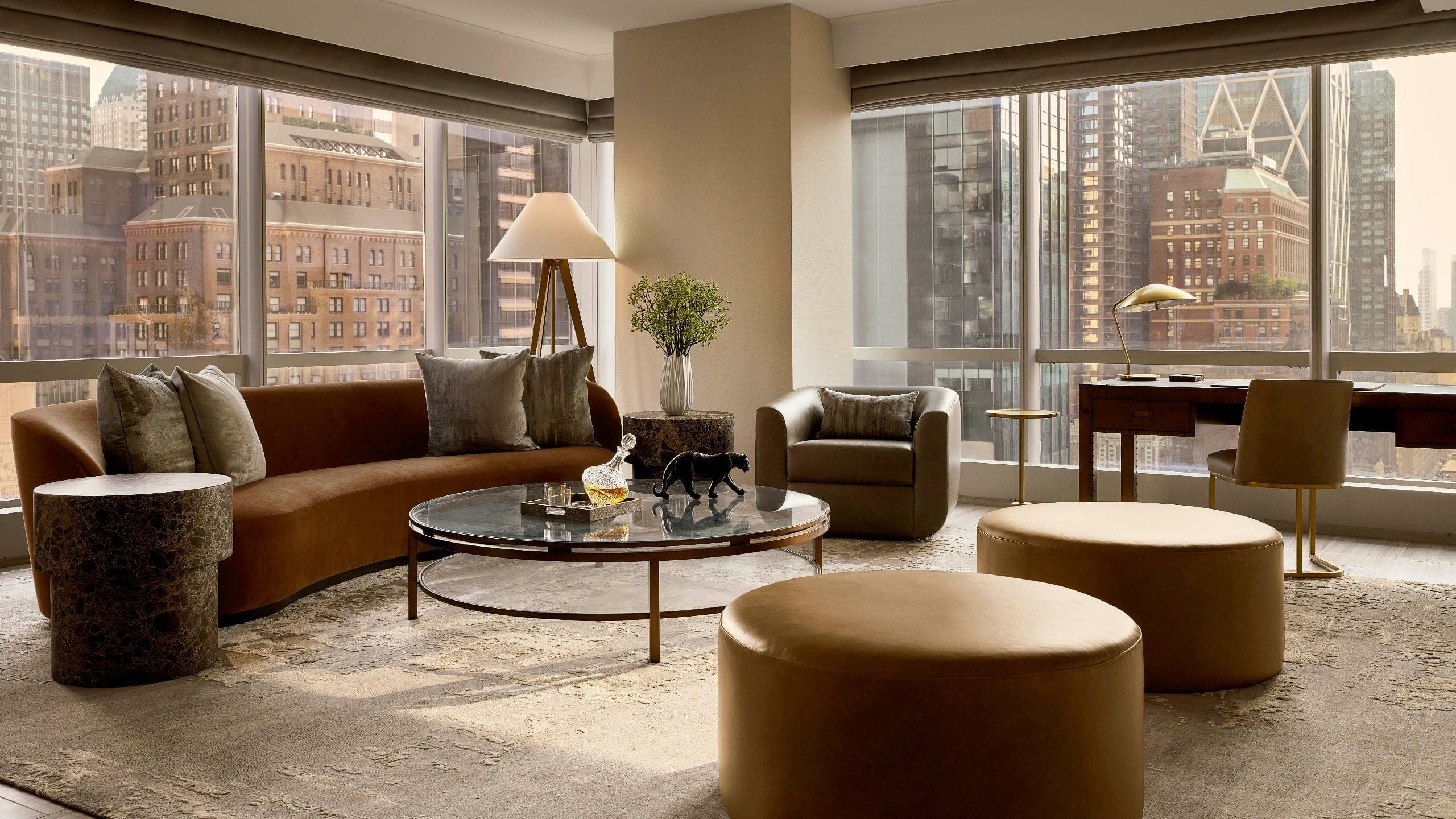 1 Bedroom Carnegie Suite