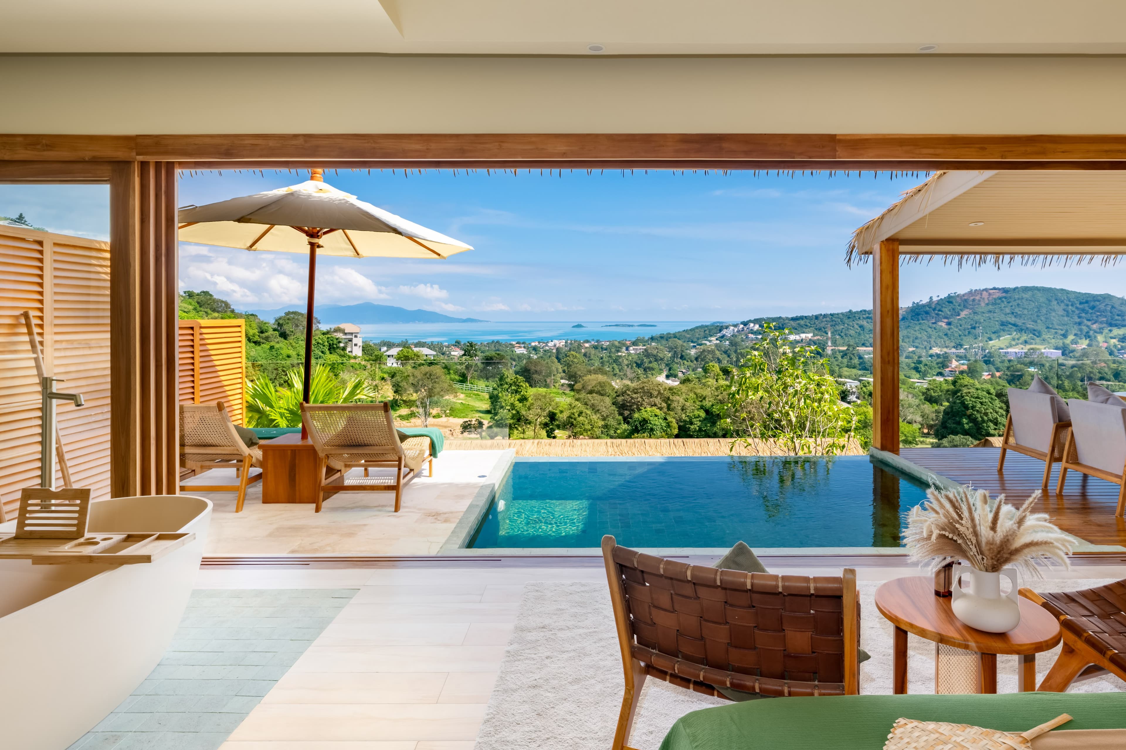 1 Bedroom Sea View and Partial Elephant Sanctuary View