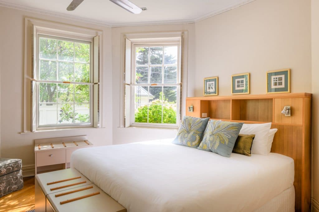 Cottage – Queen Junior Suite