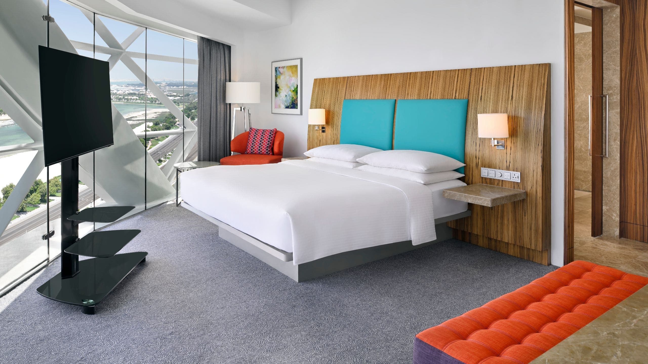 1 King Bed Deluxe