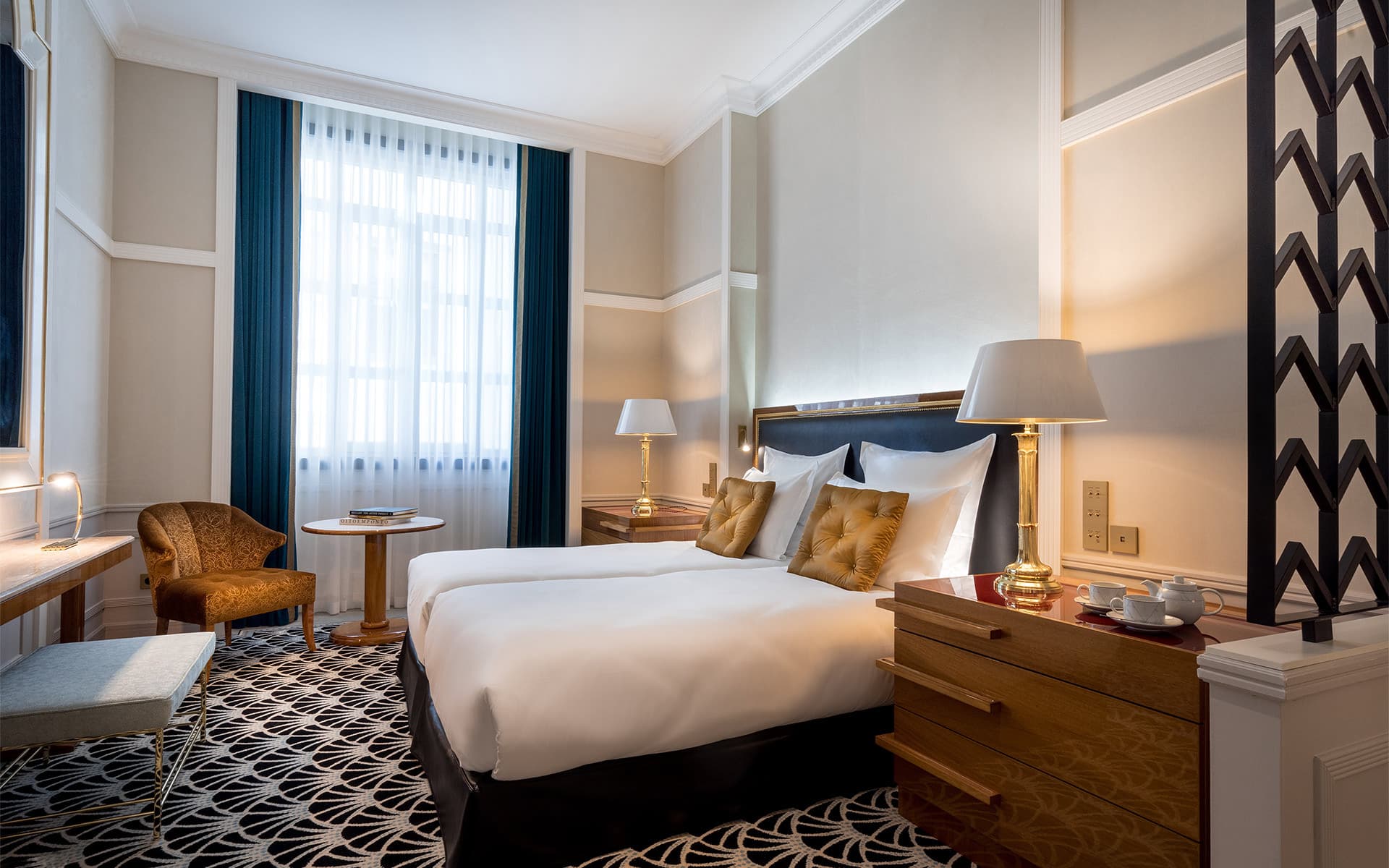 Deluxe Suite