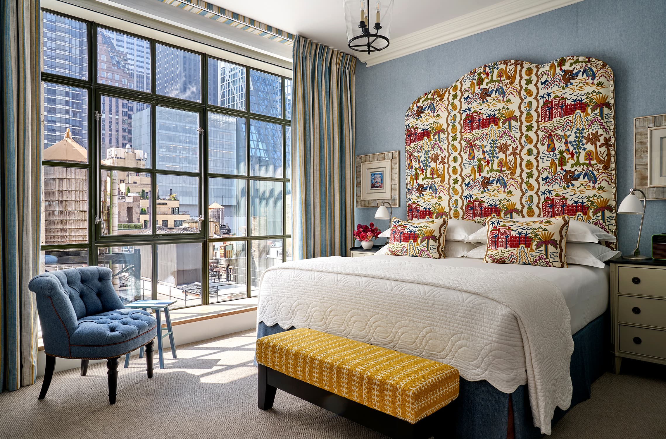 Deluxe Top Floor King / Twin
