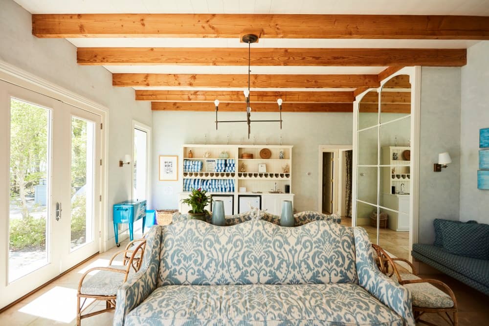 Poolhouse Studio Suite