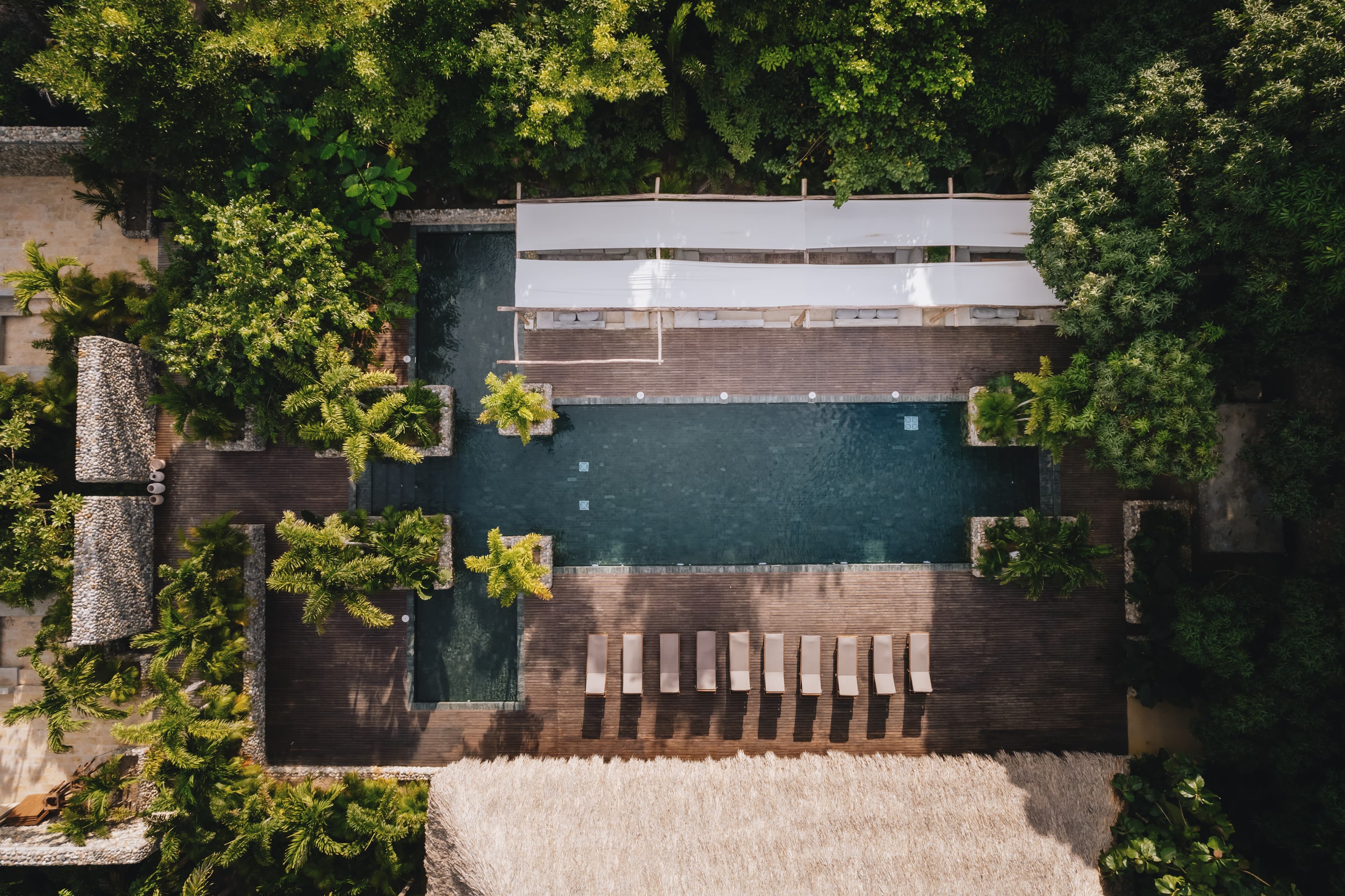 NAIO HOTEL & VILLAS