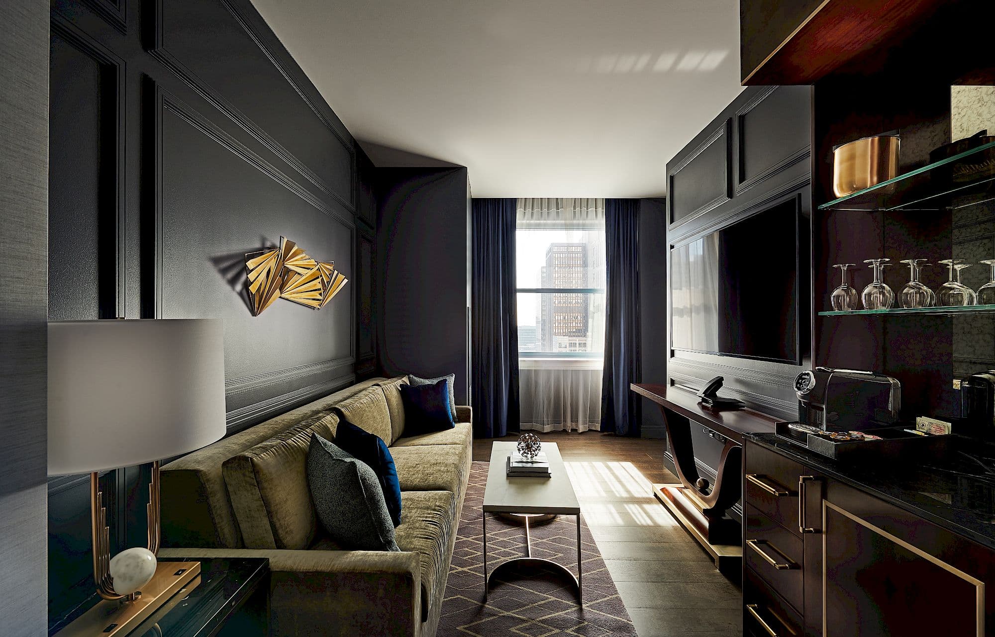 Corner Suite