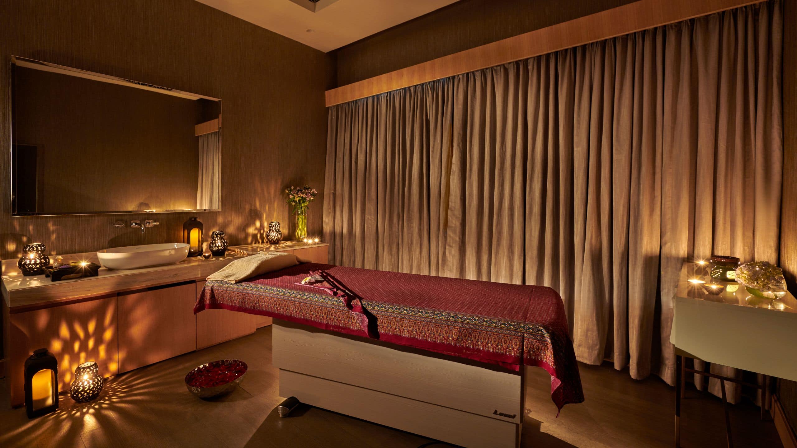 1 King Bed