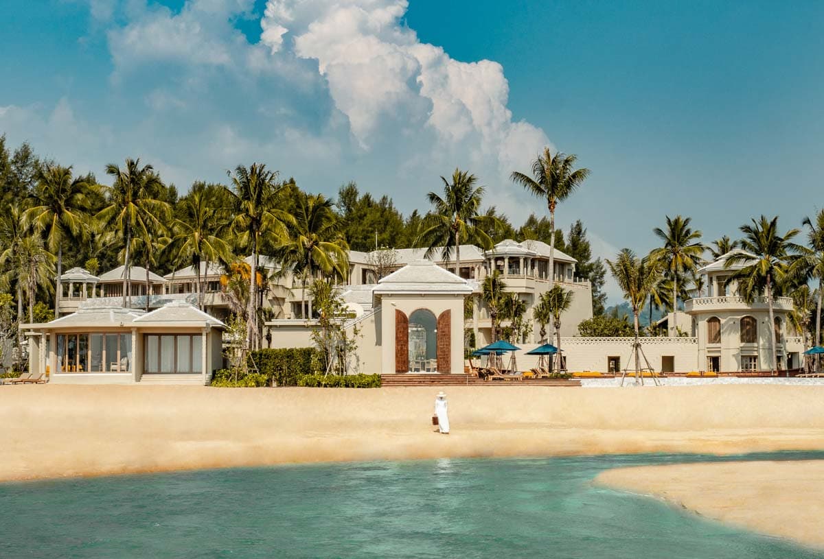 Beachfront Pool Villa