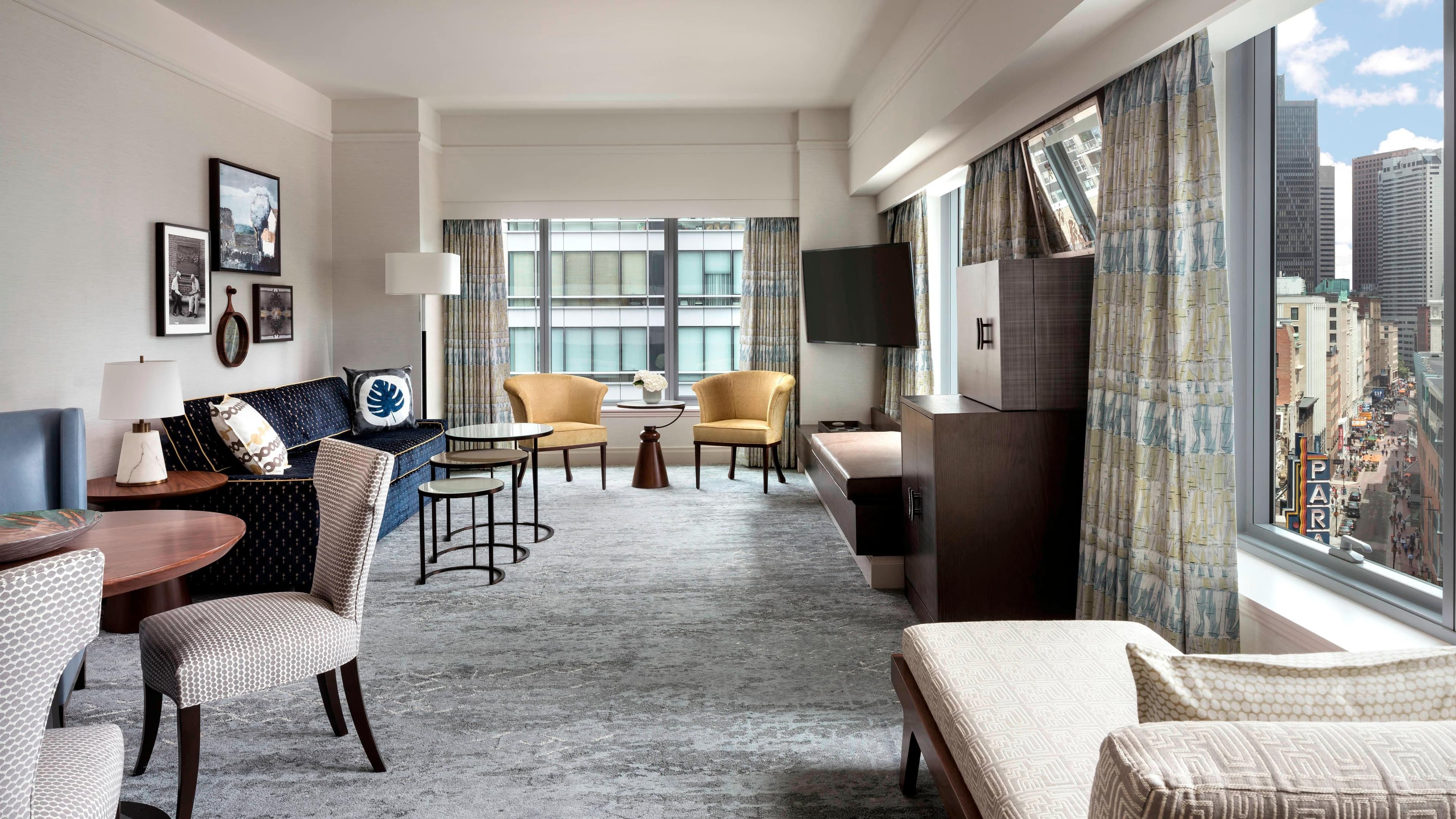 Deluxe City View Guest Room
