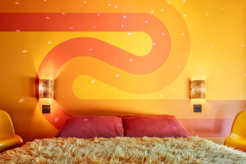 Honeymoon Suite