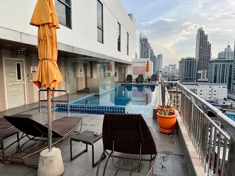 Adelphi Suites Bangkok