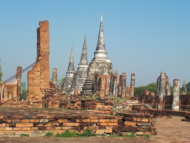 Afternoon Bicycle Ride in Ayutthaya Historical Park