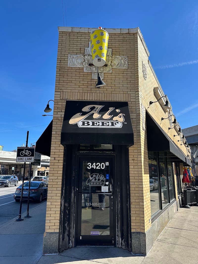 Wicker Park Flavors, Finds, and After-Dark Chicago