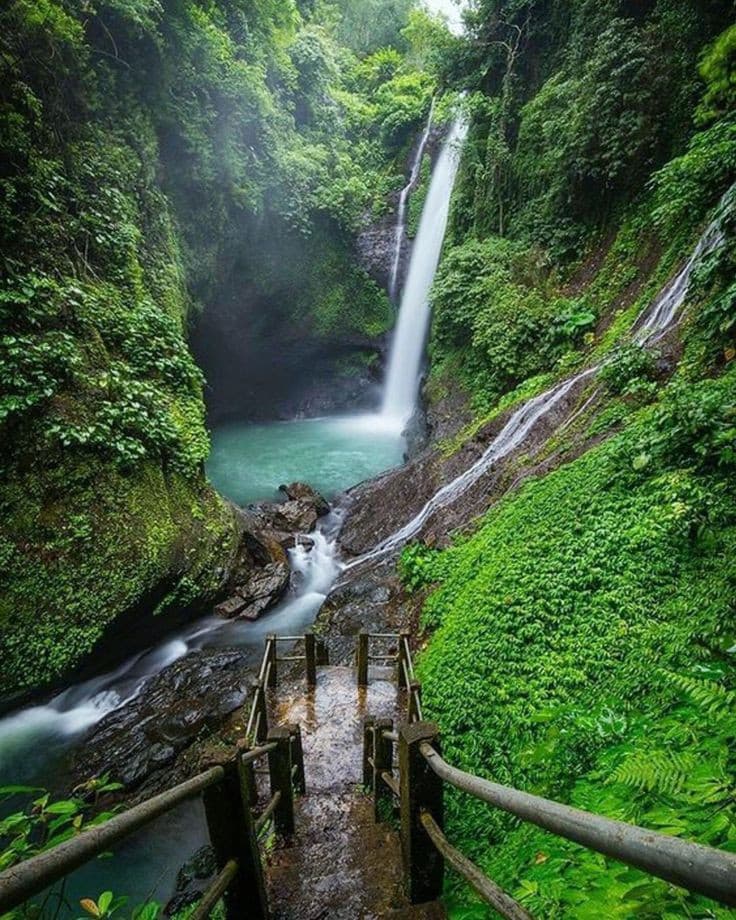 Aling-Aling Waterfall Trek (North Bali)