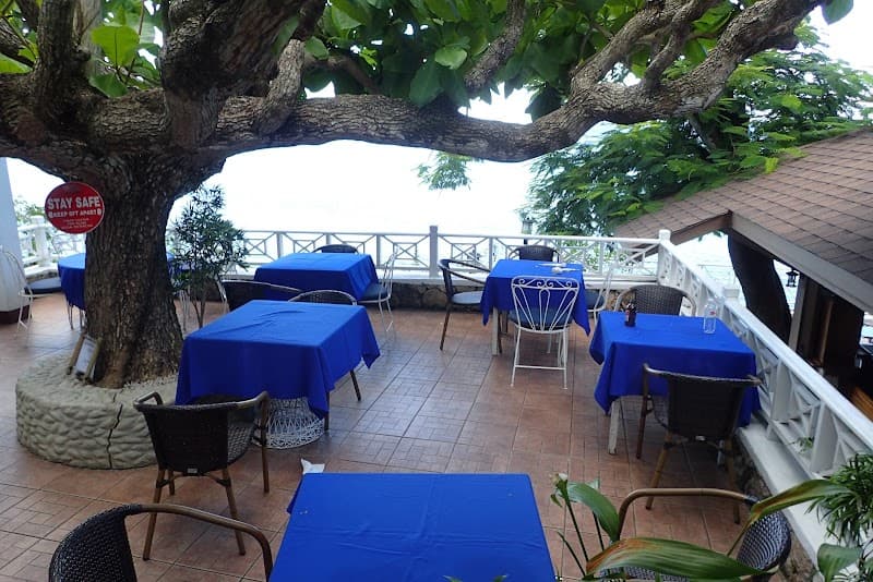 Almond Tree Restaurant