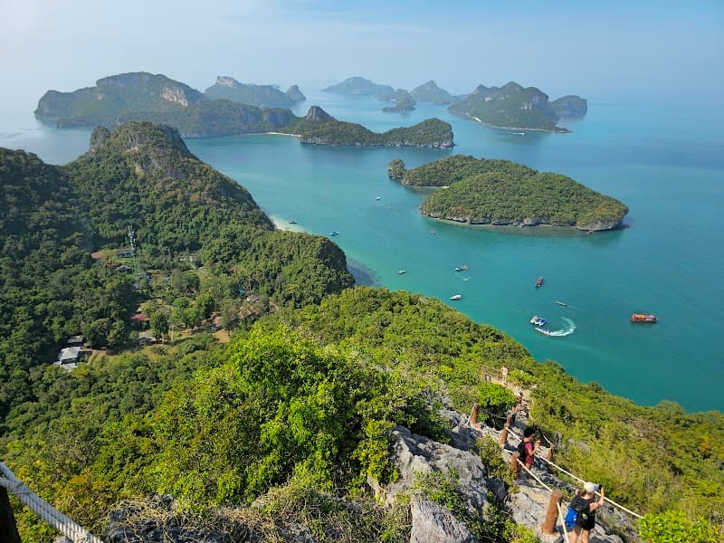 Angthong Marine Park Boat Lunch