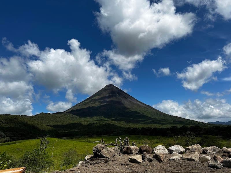 Arenal 1968 Volcano View & Trails